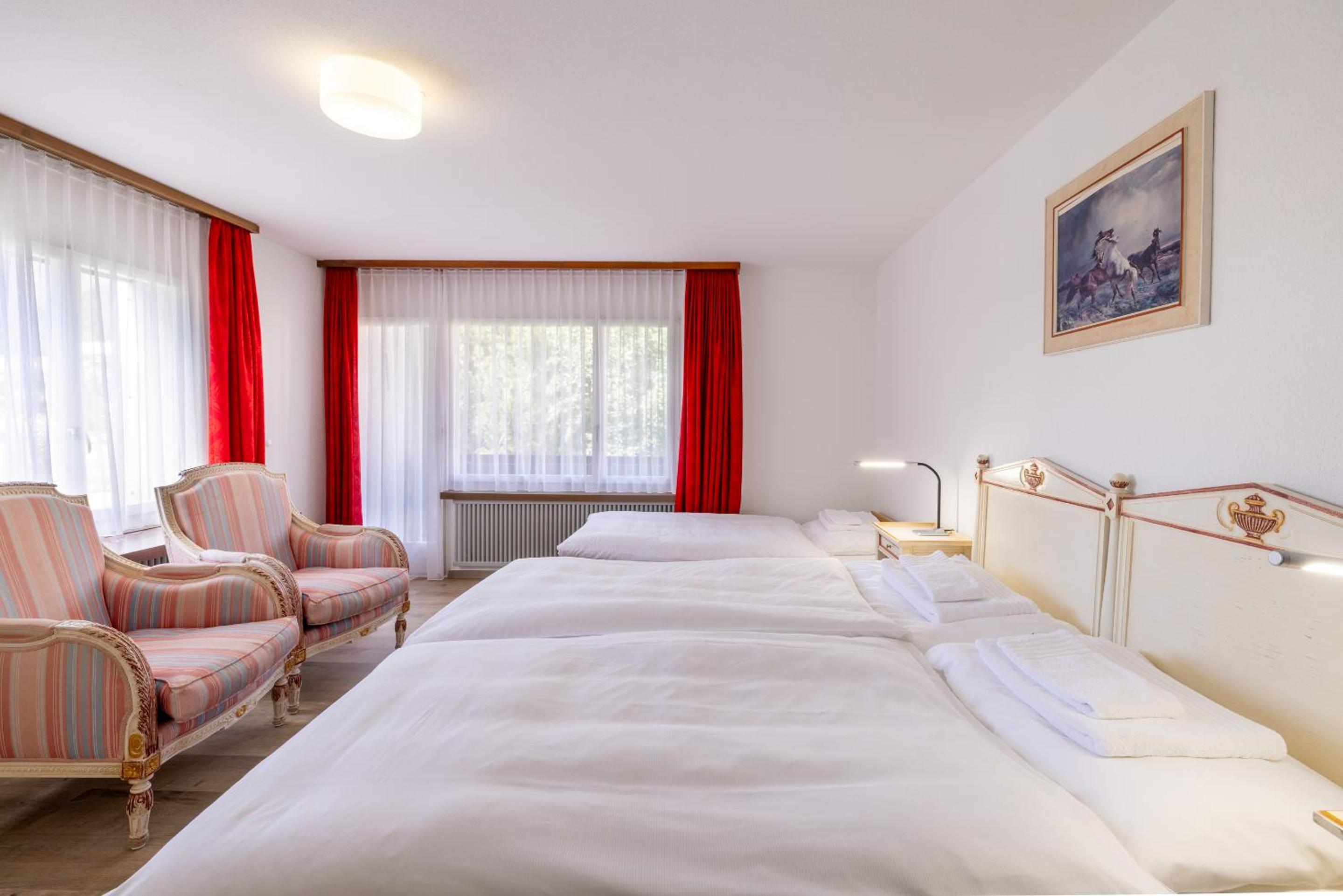 Quintuple Room with Shared Bathroom photo 1