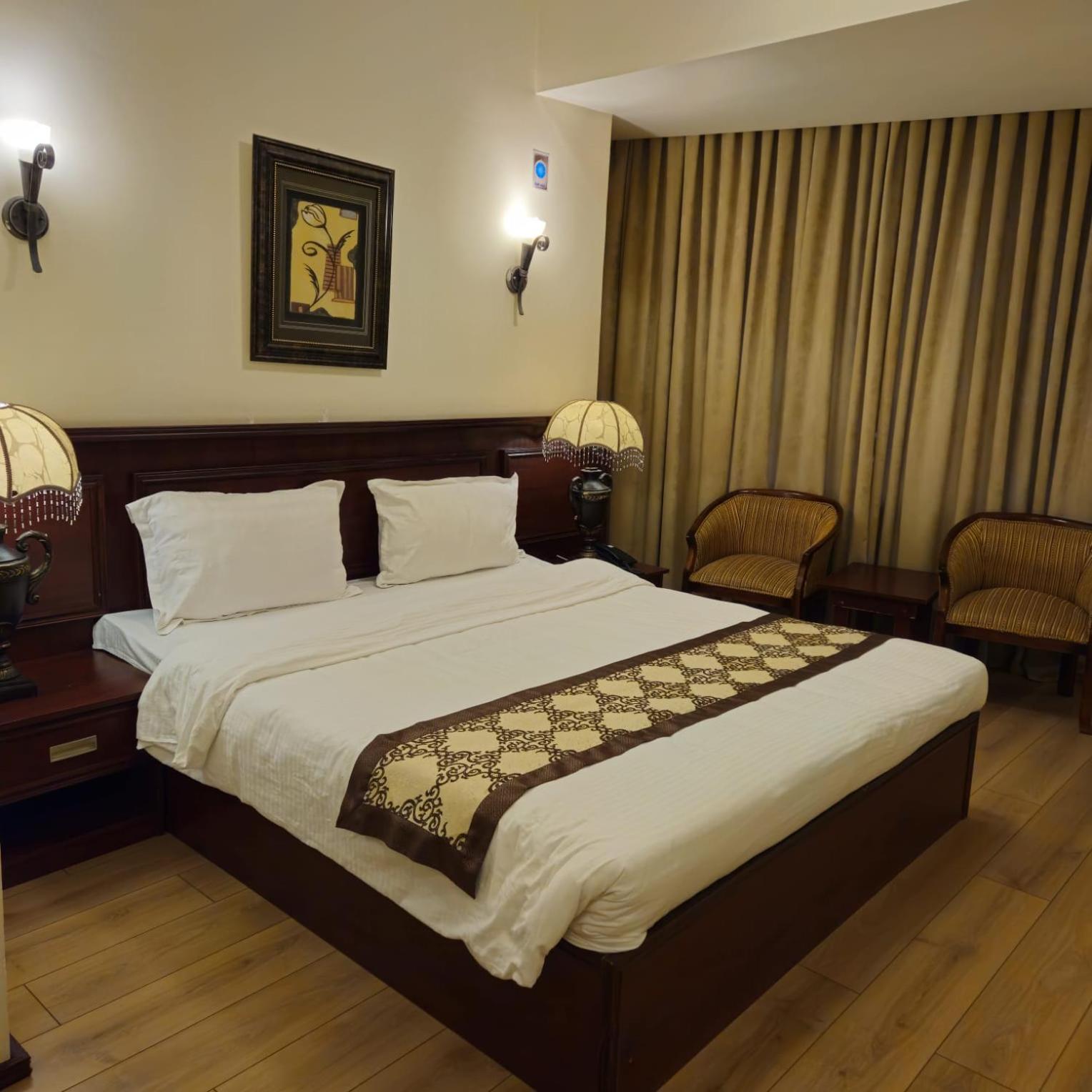 Khani Hotel