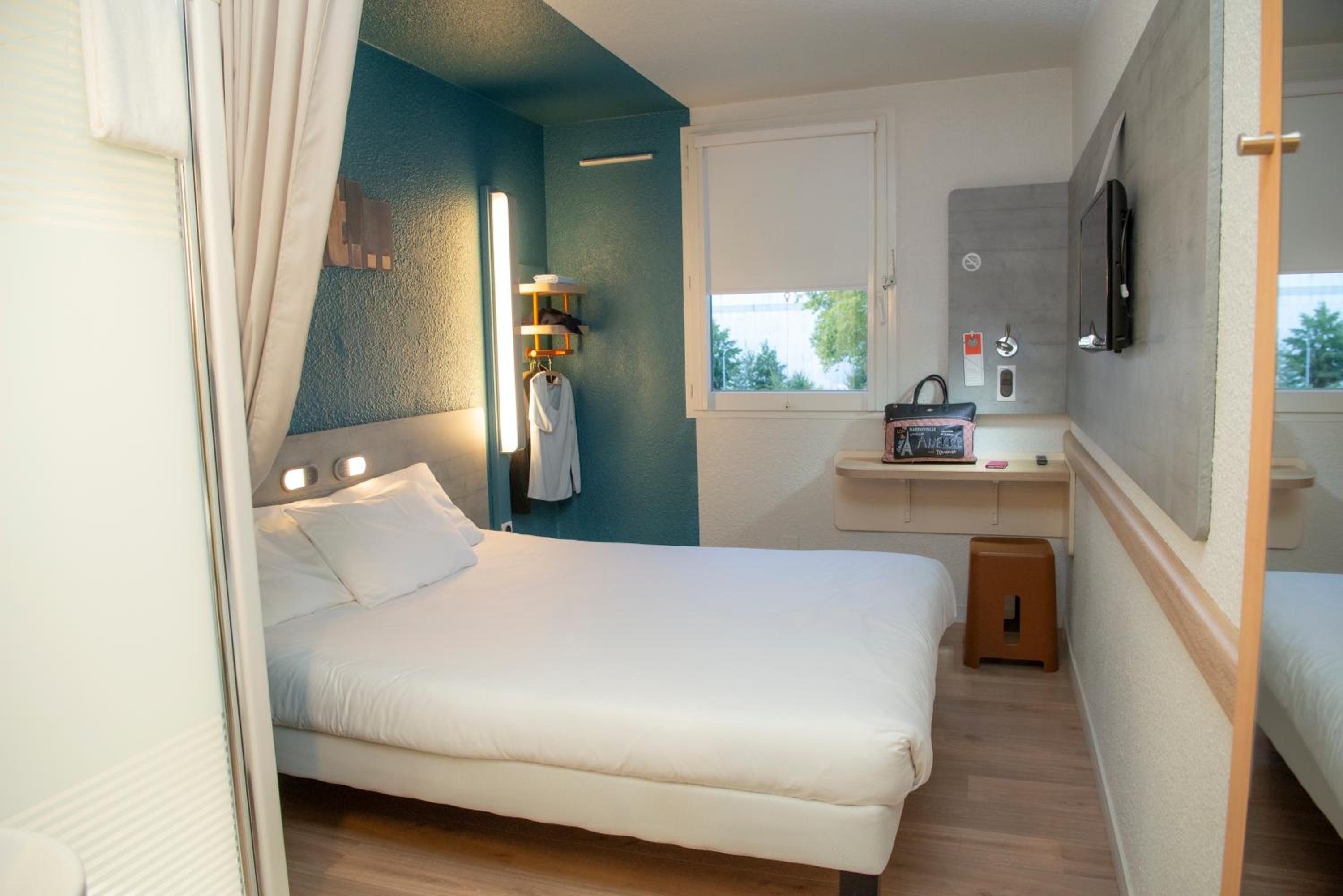 Queen Room photo 3