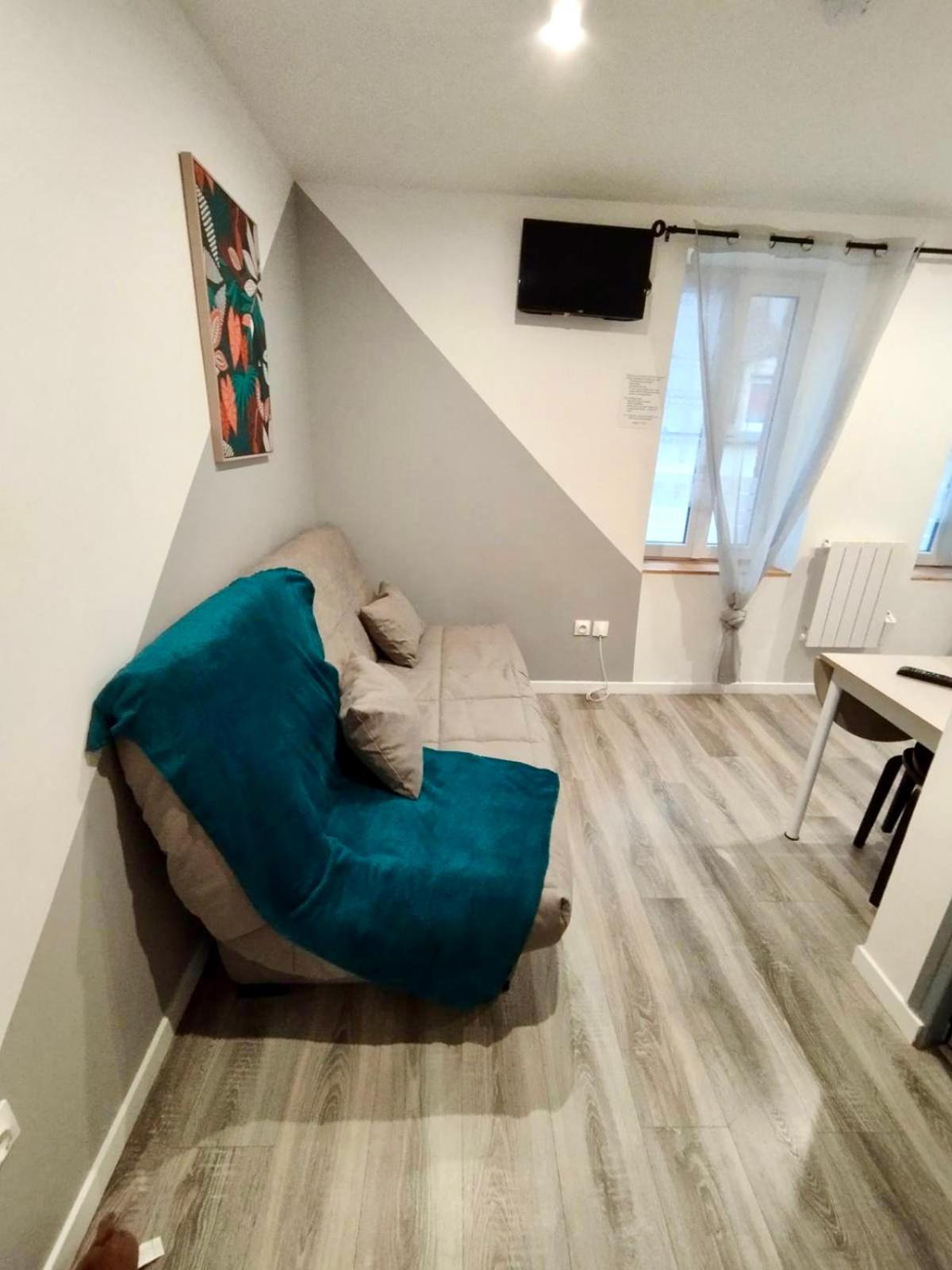 Standard Studio