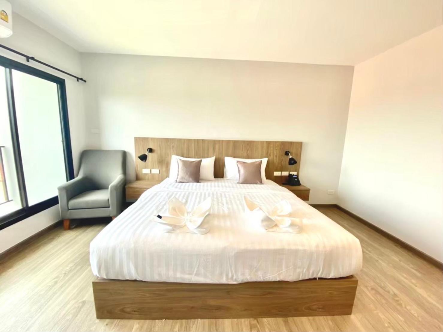 Deluxe Double Room - Photo 5