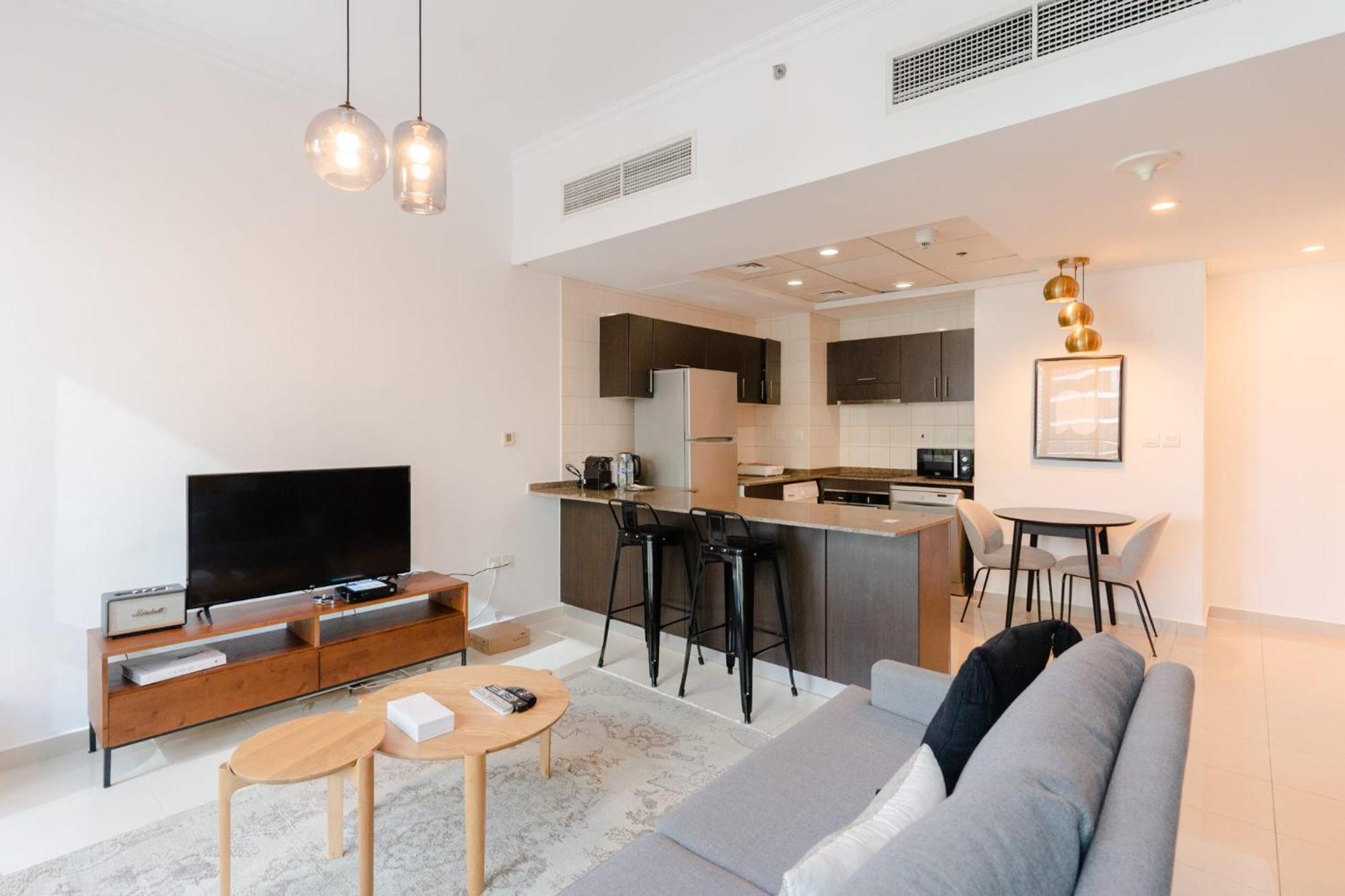 Apartment photo 1