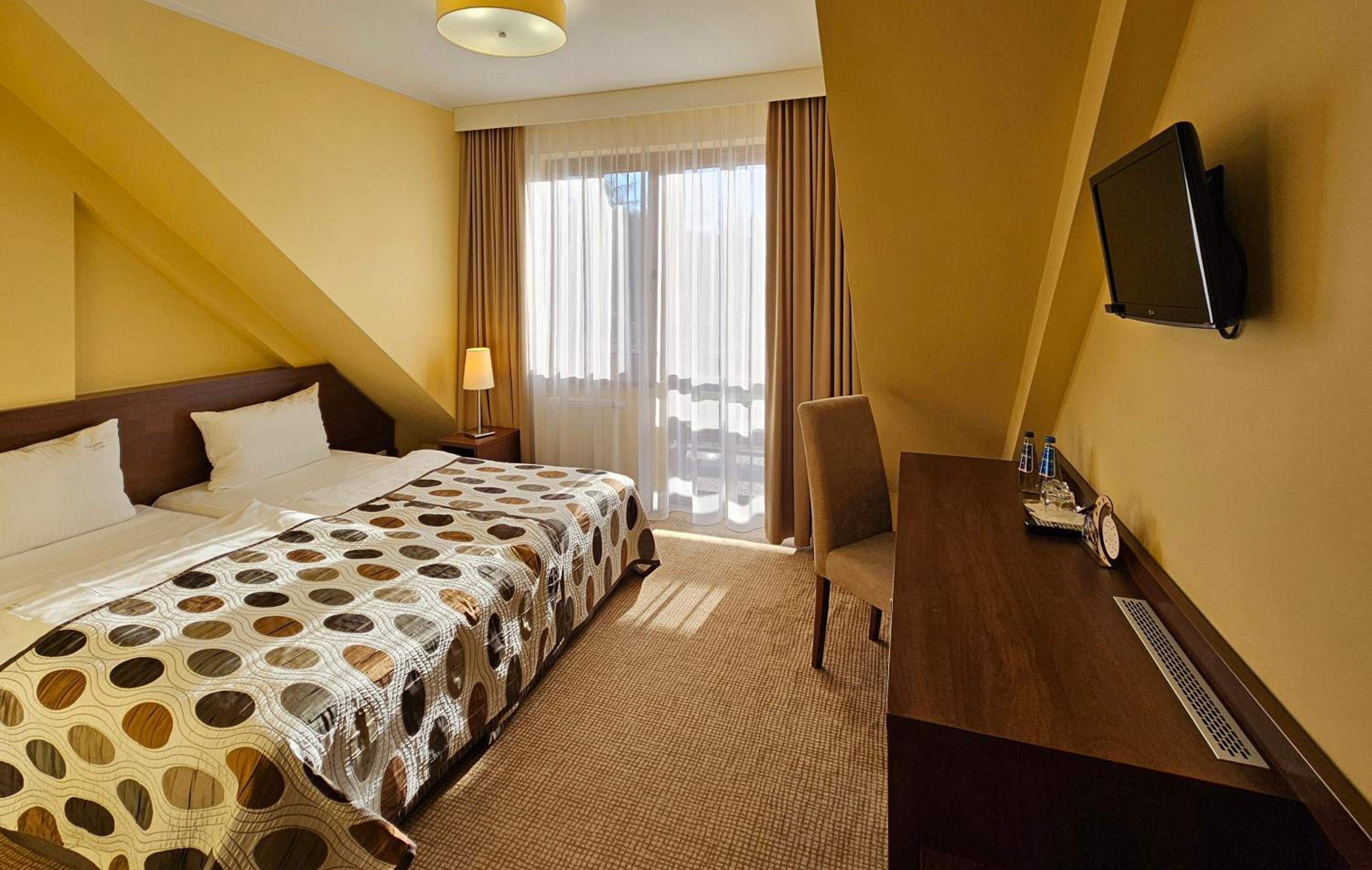 Double Room with Balcony photo 2