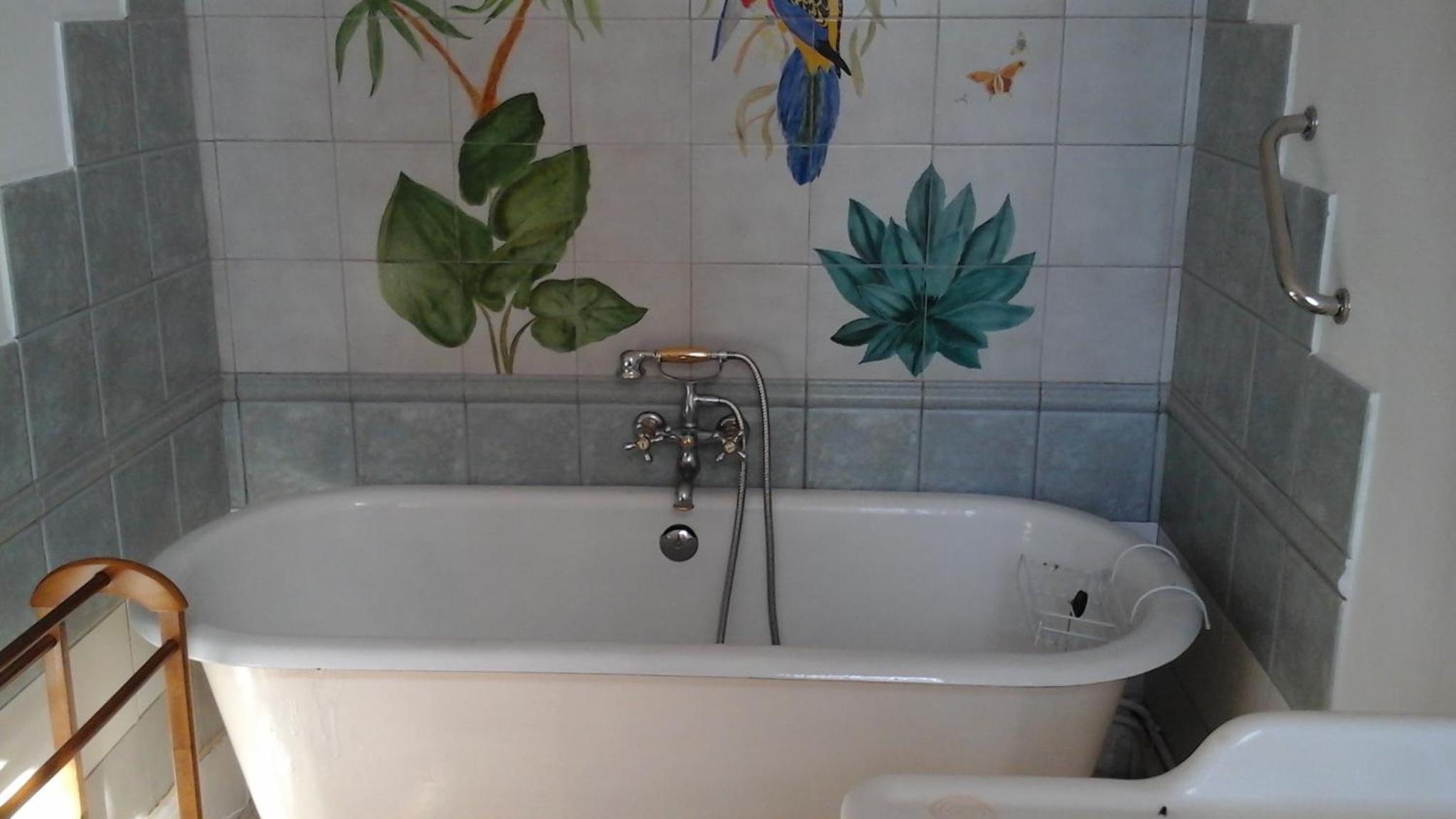Double Room with Private Bathroom - Photo 4