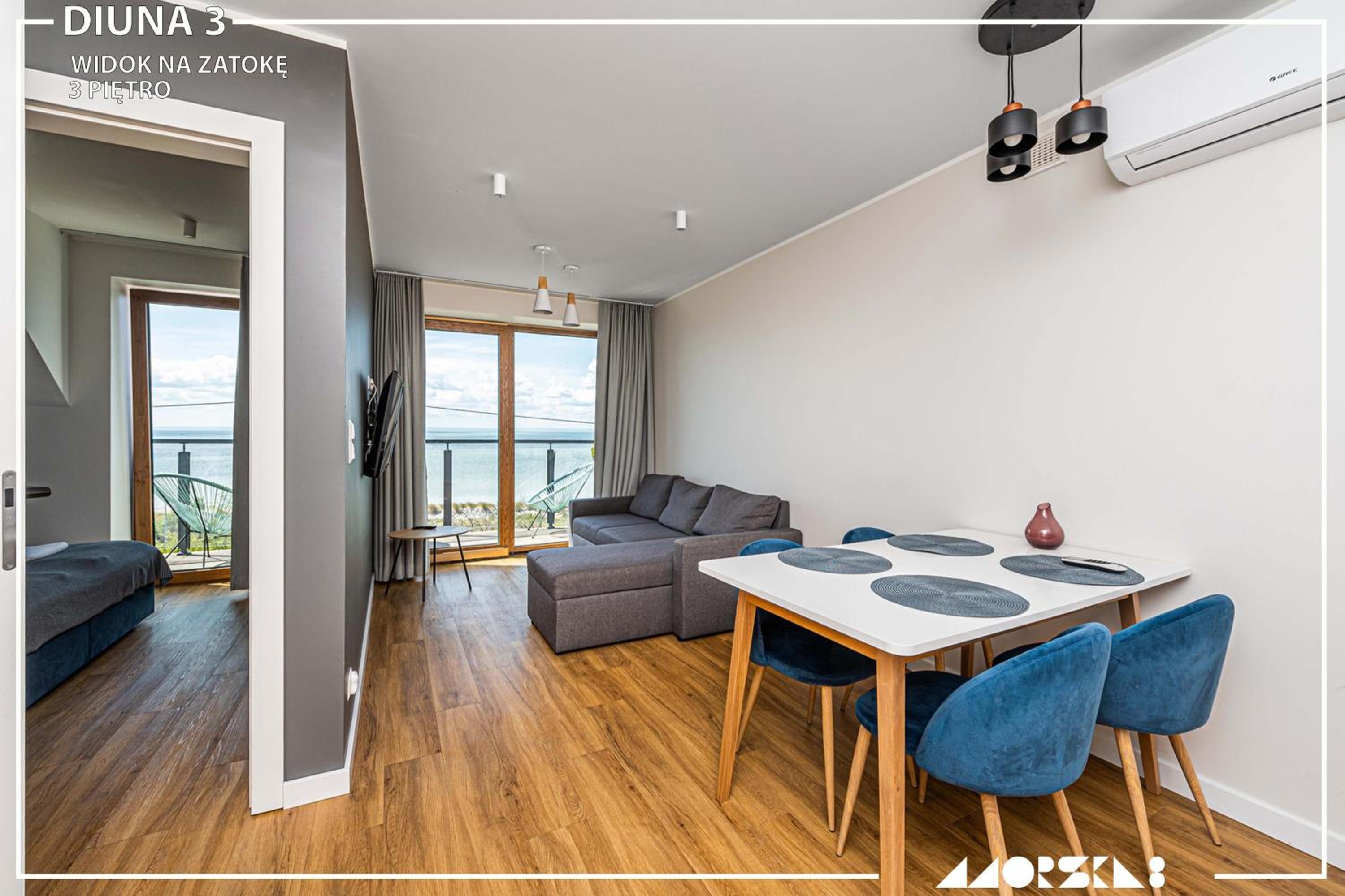 Apartment with Balcony photo 3