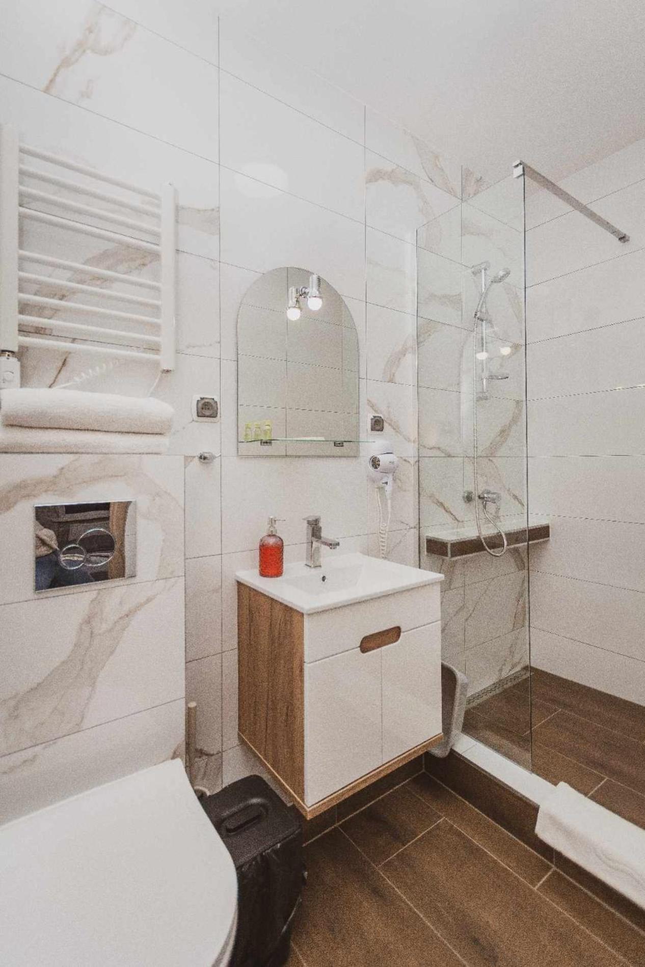 Quadruple Room with Balcony photo 1