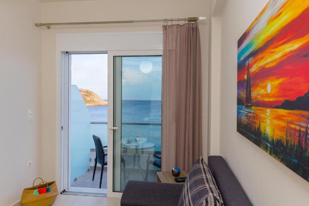Apartment with Sea View photo 2