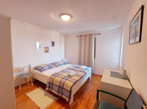 Apartment with Sea View photo 1