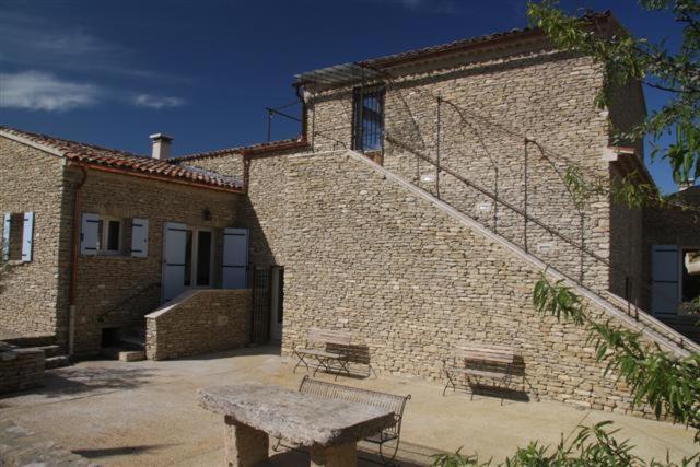 Villa photo 3