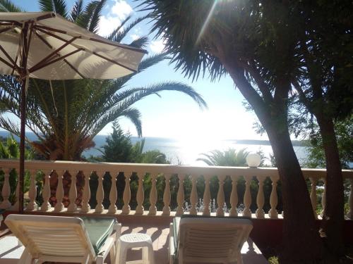 Three Bedroom Apartment with Sea View photo 2