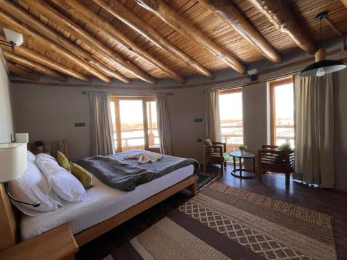 Deluxe Room - Photo 3