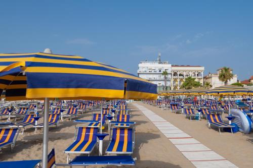 Double Room with Sea View photo 2