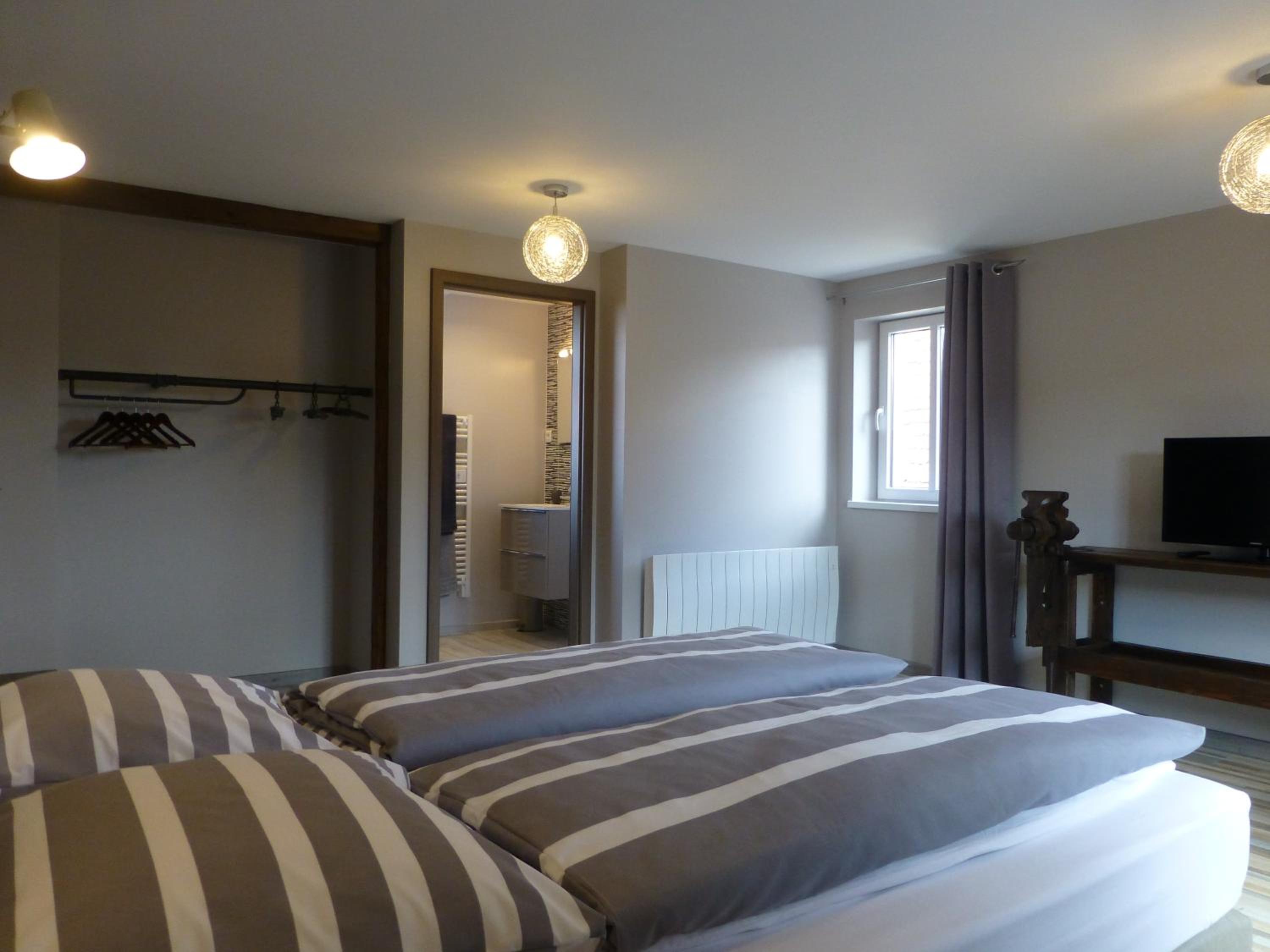 Double Room - Photo 5