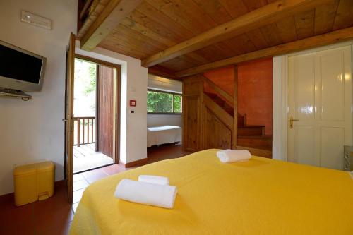 Standard Quadruple Room - Photo 4