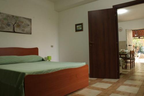 Deluxe Double Room with Extra Bed photo 2