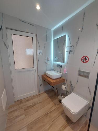 Comfort Triple Room with Shower