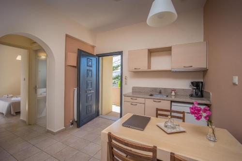 Superior Quad Apartment