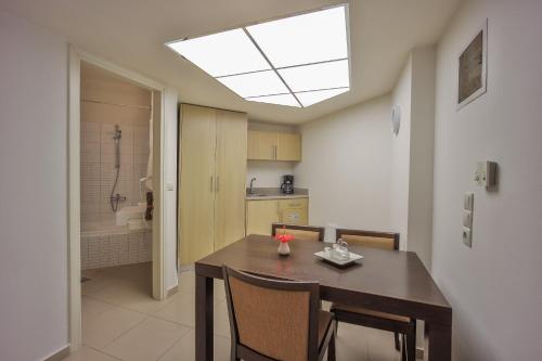 Standard Quad Apartment