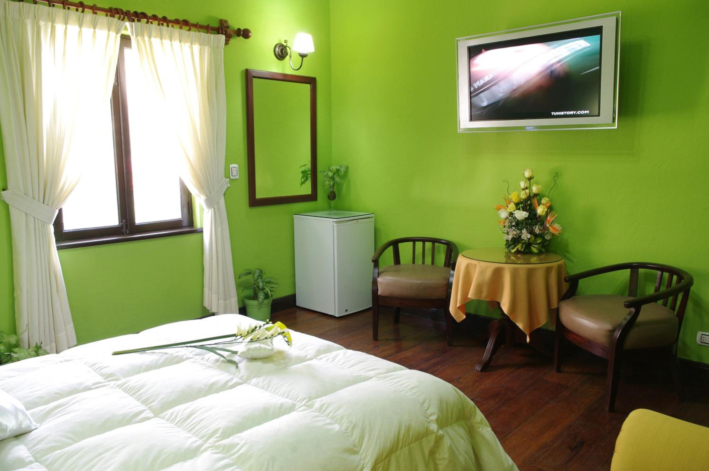 Queen Room with Garden View photo 2