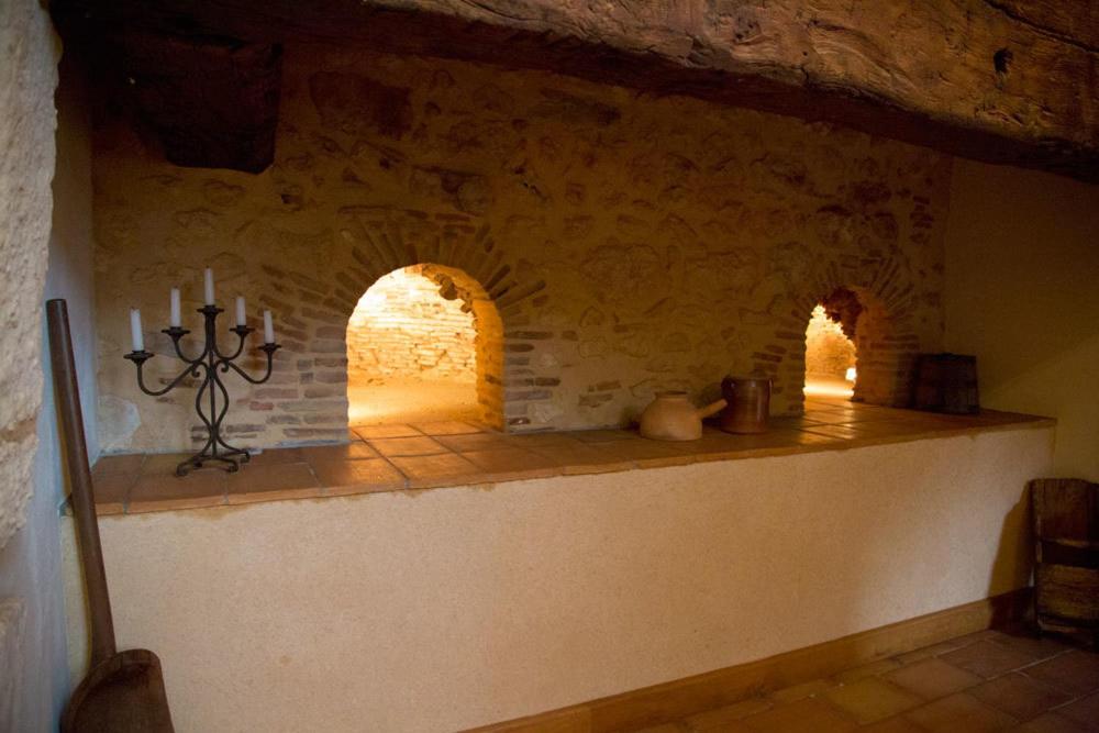 Three-Bedroom House - Photo 7