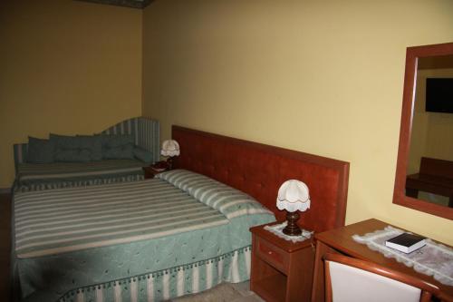 Double or Twin Room photo 3