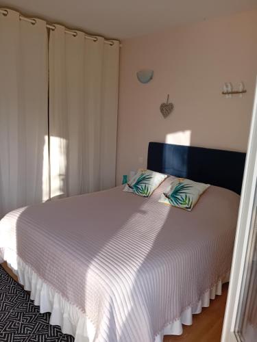 Double Room with Private Bathroom - Photo 6