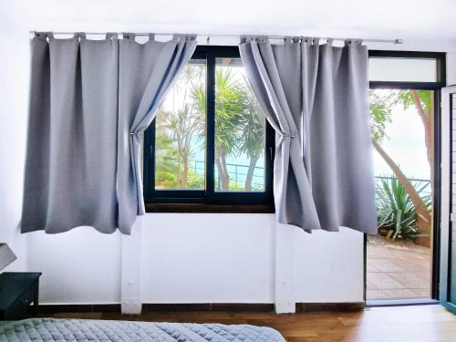 Double Room with Sea View photo 3