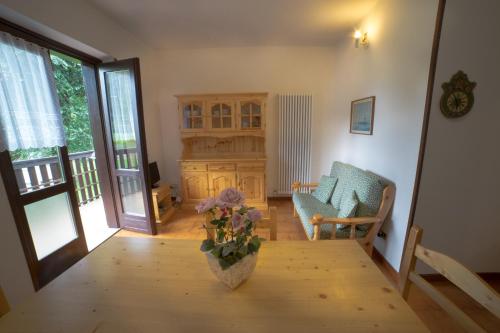 Two-Bedroom Apartment (5 Adults)