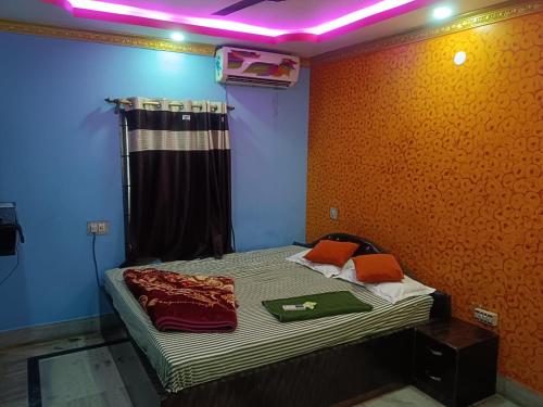Deluxe Double Room (2 Adults + 1 Child)