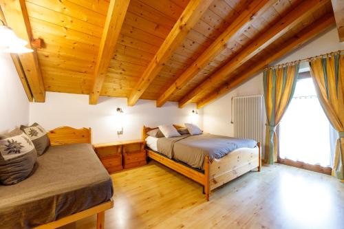 Triple Room with Balcony