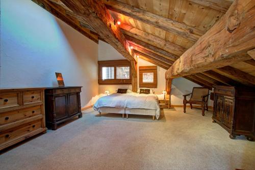 Double or Twin Room with Balcony