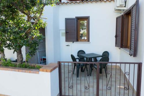 Two-Bedroom Apartment with Terrace photo 2