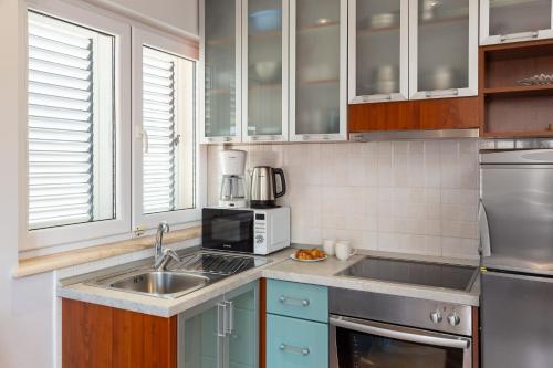 Two-Bedroom Apartment with Balcony photo 1