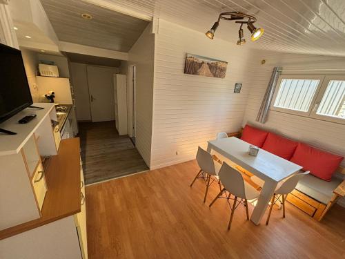 Two-Bedroom Chalet photo 3