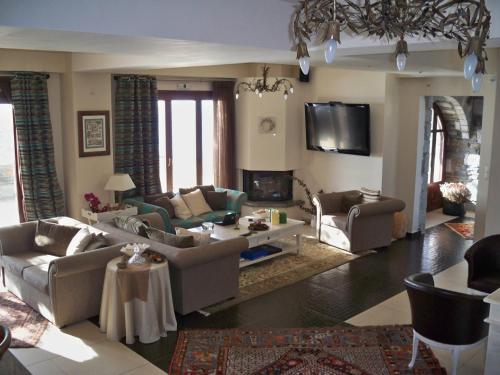 Porto Mani Suite photo 1