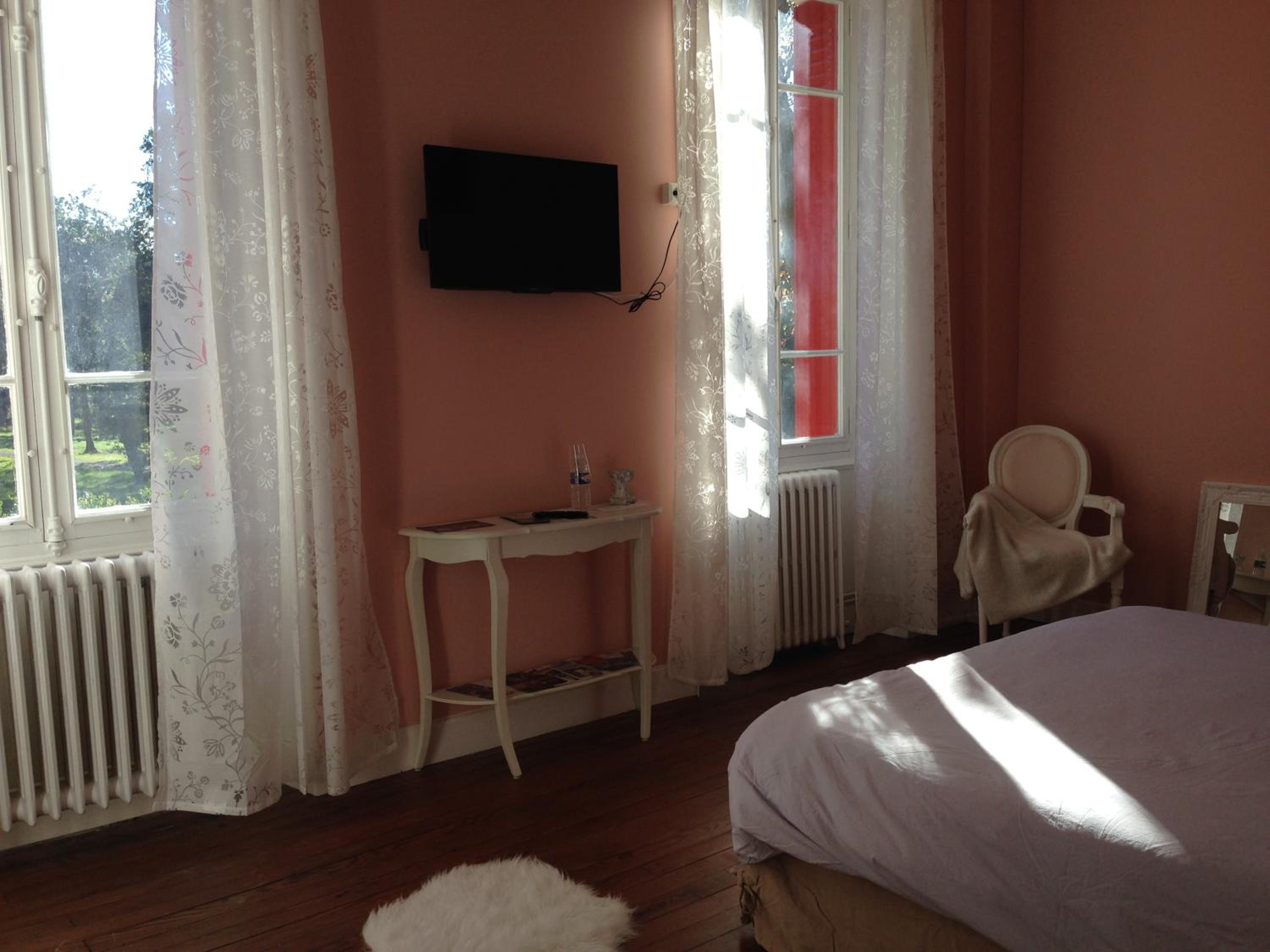 Double Room with Private Bathroom photo 2