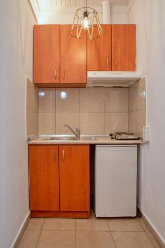 Studio (2 Adults) - Photo 14