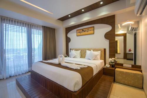 Superior King Room