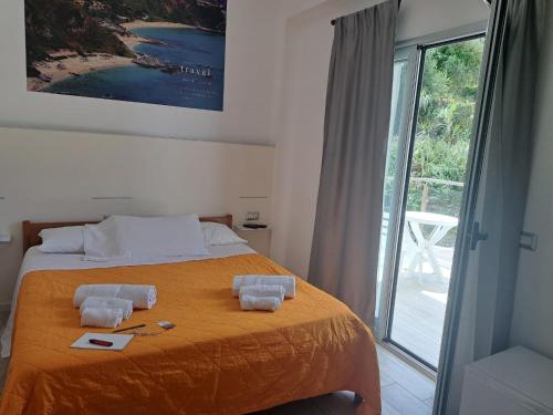 Double or Twin Room - Photo 3