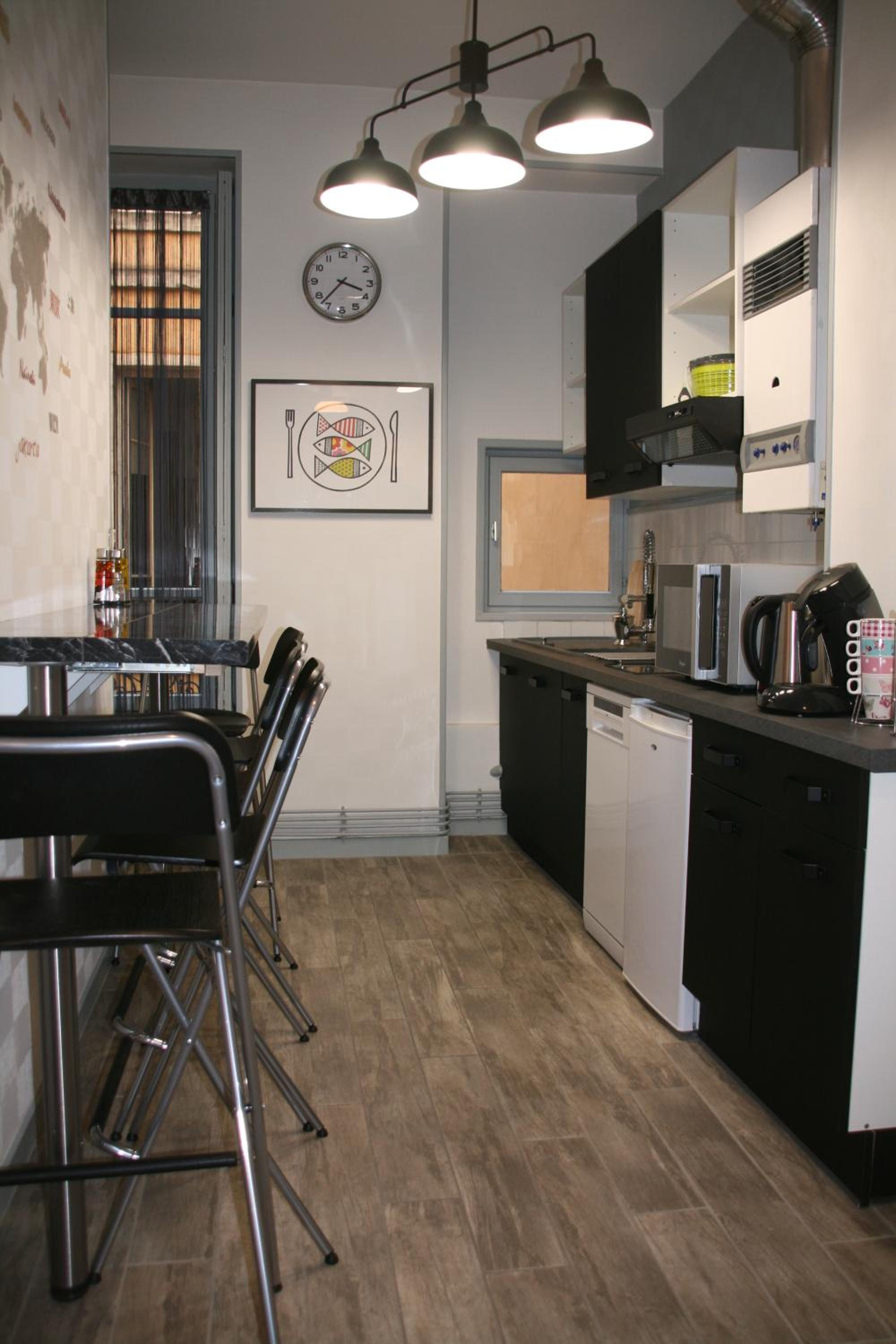 Apartment photo 2