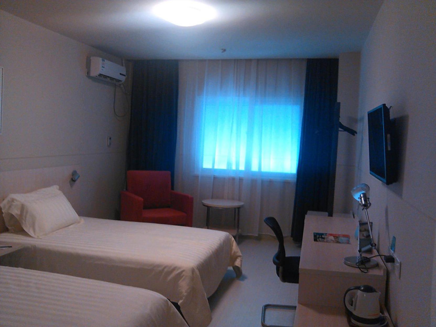 Standard Twin Room A