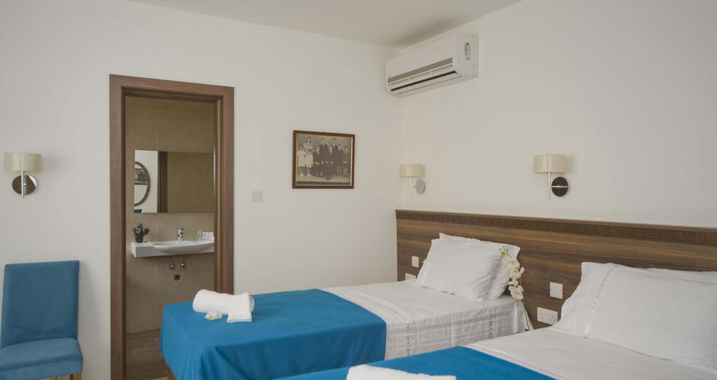Twin Room photo 2