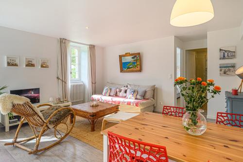 Apartment with Garden View