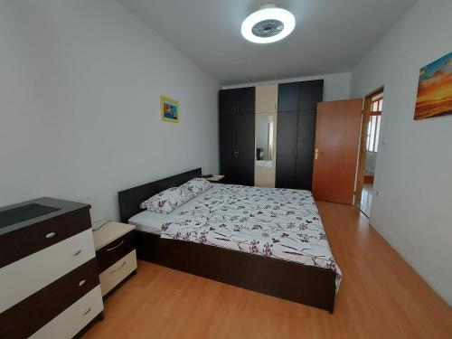 Two-Bedroom Apartment photo 2