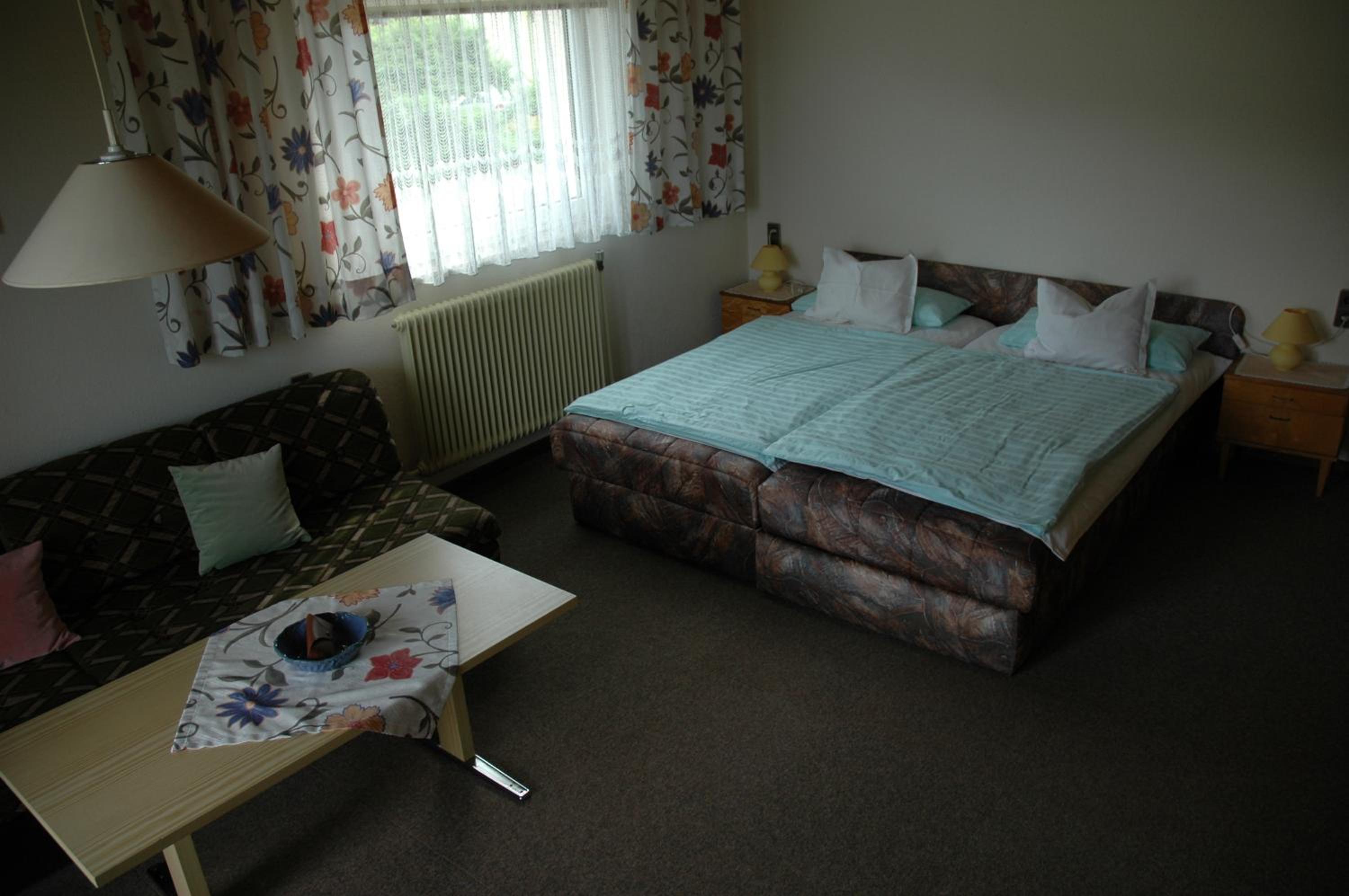Apartment with Balcony photo 2