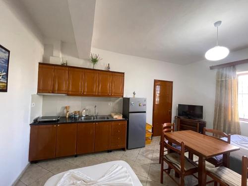Apartment with Garden View
