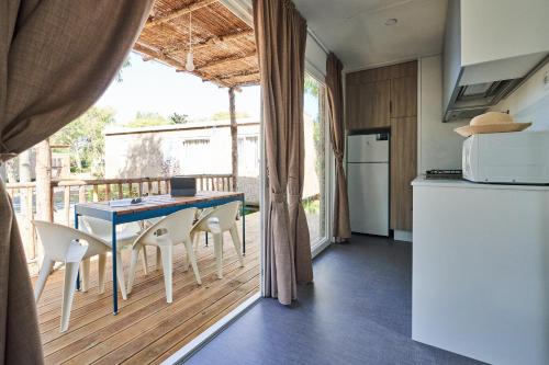 Mobile Home Comfort (5 Adults)