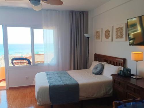 Studio with Sea View