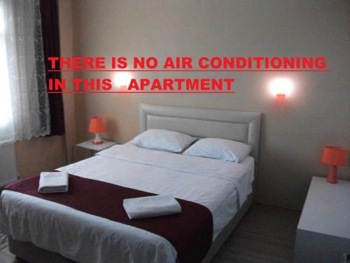 Apartment with Balcony photo 1