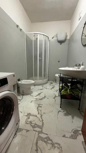 Two-Bedroom House - Photo 3